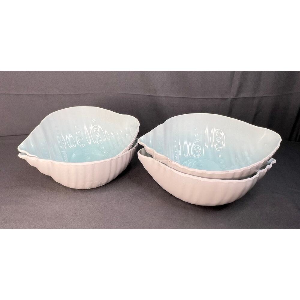 Set of 4 Plastic Sea Shell Bowls 5"